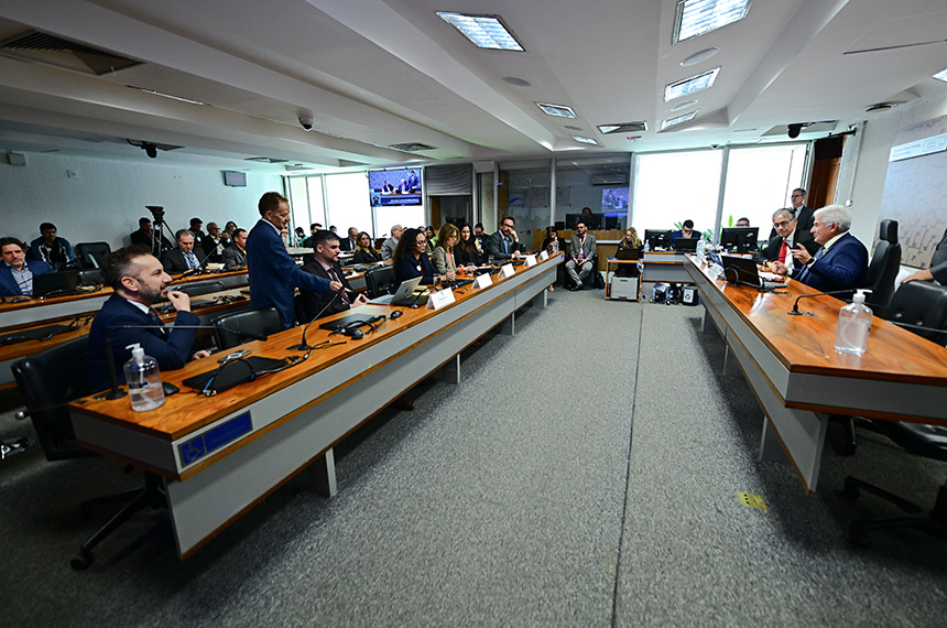 Governo Federal Planeja Amplo Uso de IA na Saúde e Educação até 2028 Imagem do artigo