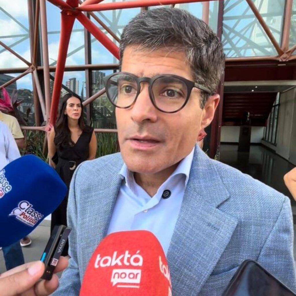 ACM Neto e João Roma: Novos Rumos na Política da Bahia para 2026