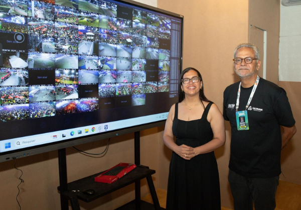 Ana Paula Matos Visita Centro de Monitoramento da Virada Salvador