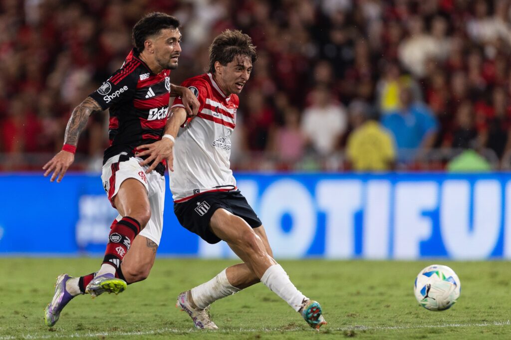 Bahia em Negociações para Contratação de Lateral Campeão Argentino