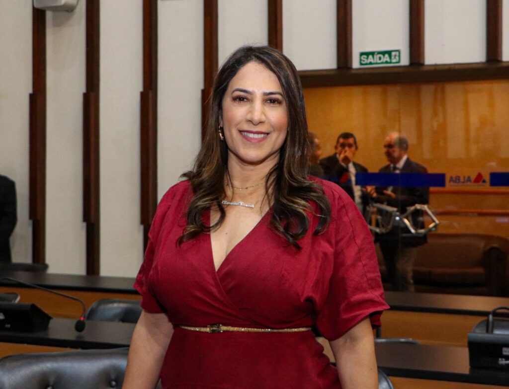 Cláudia Oliveira: Projetos que Impulsionam Cultura e Turismo na Bahia Cláudia Oliveira: Projetos que Impulsionam Cultura e Turismo na Bahia