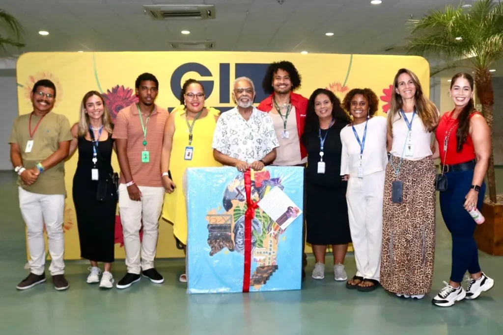 Gilberto Gil Fecha Turnê 'Tempo Rei' na Bahia com Participações Especiais de Brown, Ivete e Daniela