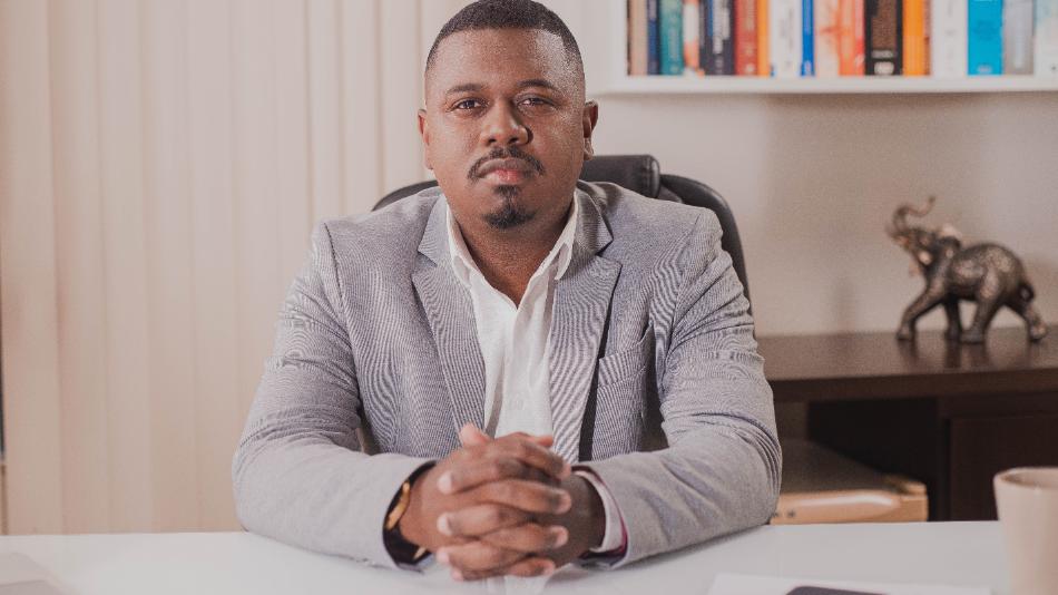 Lei de Pancadinha Impõe Capacitação Antirracismo para Agentes de Segurança na Bahia Lei de Pancadinha Impõe Capacitação Antirracismo para Agentes de Segurança na Bahia