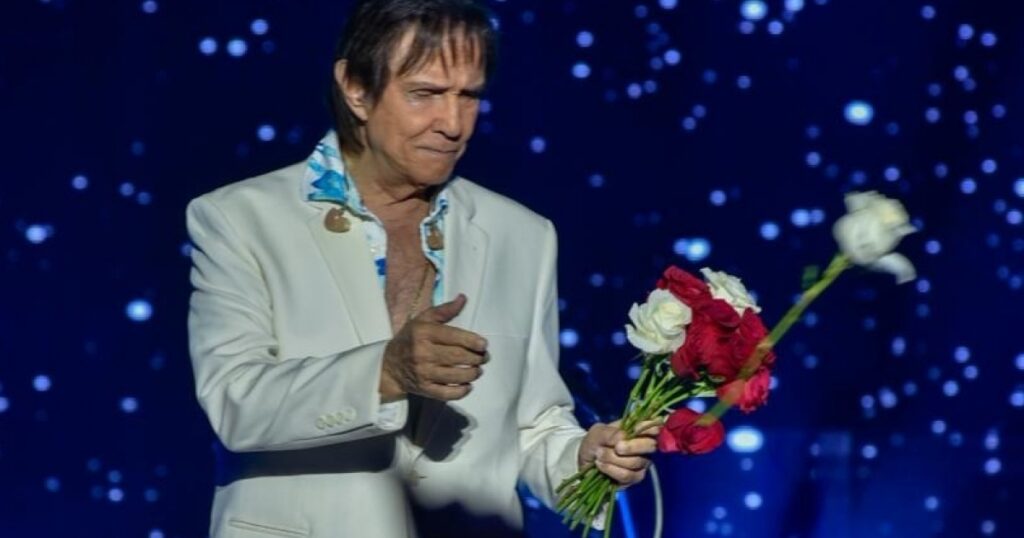 Roberto Carlos Encanta Salvador com Show Especial e Romântico