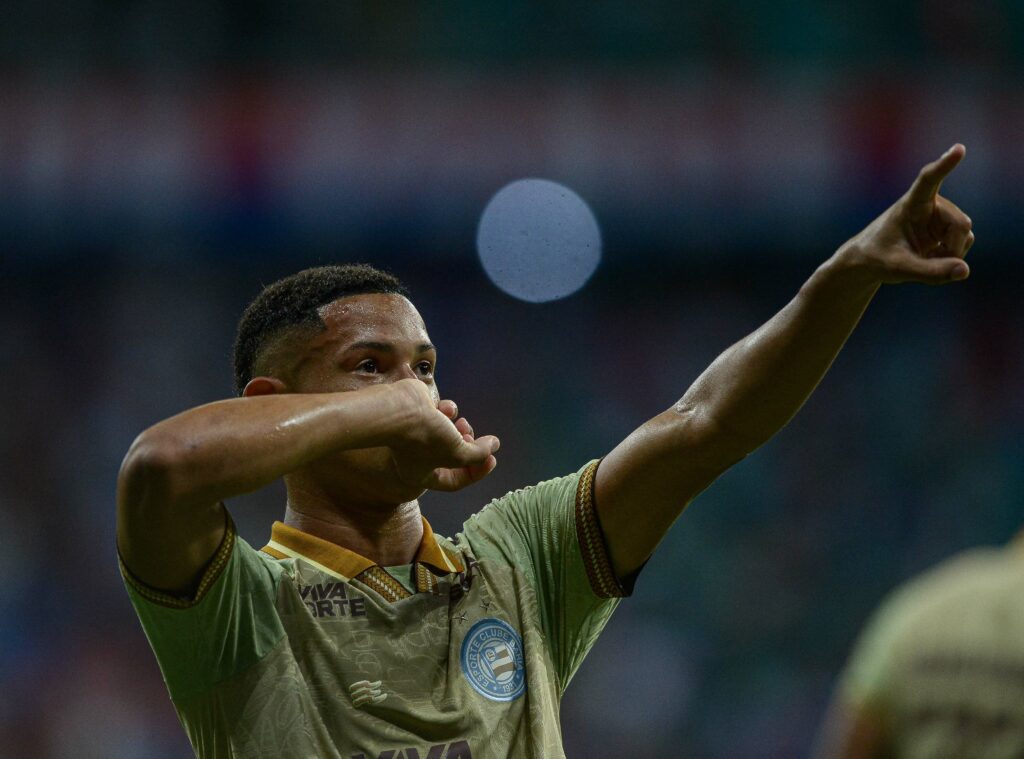 Venda de Tiago Coloca Bahia em Destaque no Mercado de Jogadores