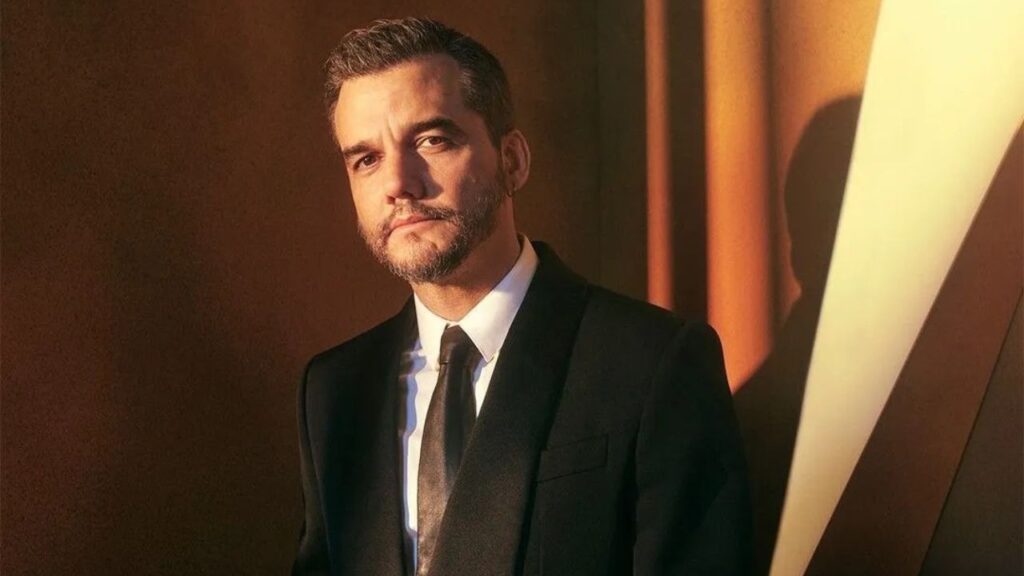 Wagner Moura Revela Encontro Inusitado com a Esposa Durante o Carnaval: ‘Fantasia Sexy’ Wagner Moura Revela Encontro Inusitado com a Esposa Durante o Carnaval: 'Fantasia Sexy'