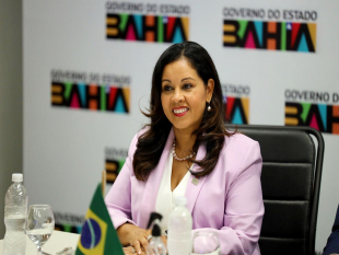 Adriana Marmori é Reconduzida à Reitoria da UNEB para Novo Mandato até 2029