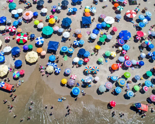 Agenda de Verão: O Impulso do Turismo Internacional no Litoral Norte