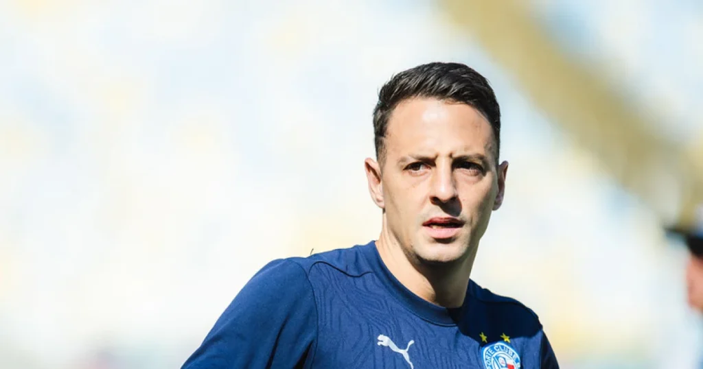 Bahia Anuncia Desligamento de Santiago Arias e Mais Dois Jogadores