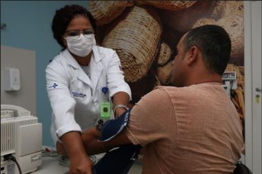 Bahia Registra Mais de 7,6 Milhões de Atendimentos em Policlínicas e Amplia Serviços de Saúde