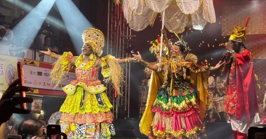 Carol Xavier é eleita Deusa do Ébano 2026 na 45ª Noite da Beleza Negra