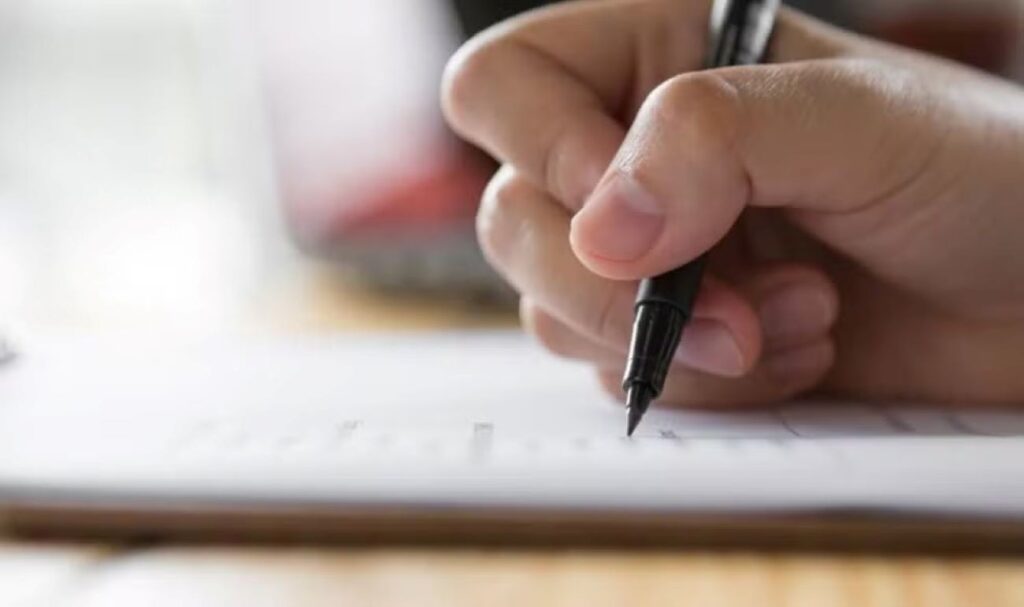 Concursos Públicos na Bahia: Mais de Mil Vagas e Salários de Até R$ 14 Mil