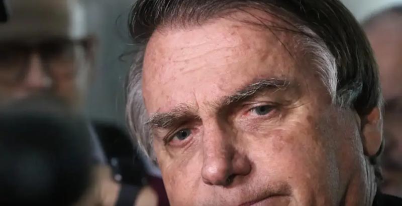 Defesa de Bolsonaro Solicita Nova Prisão Domiciliar com Base em Relatório Médico