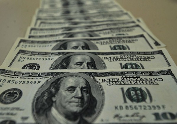 Dólar Atinge Menor Valor em 20 Meses, Abaixo de R$ 5,20
