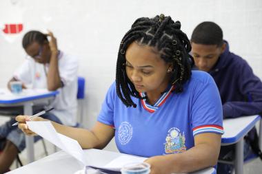 Estudantes da Rede Estadual da Bahia Celebram Aprovação no SISU 2024