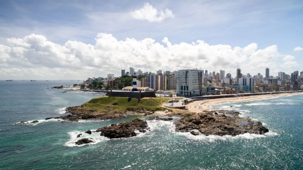Explore os 4 Destinos Imperdíveis Próximos a Salvador para uma Escapada Rápida