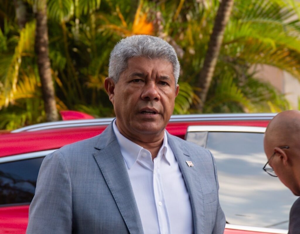 Jerônimo Rodrigues Critica Ação Militar dos EUA e Apoia Lula na Defesa da Venezuela Jerônimo Rodrigues Critica Ação Militar dos EUA e Apoia Lula na Defesa da Venezuela