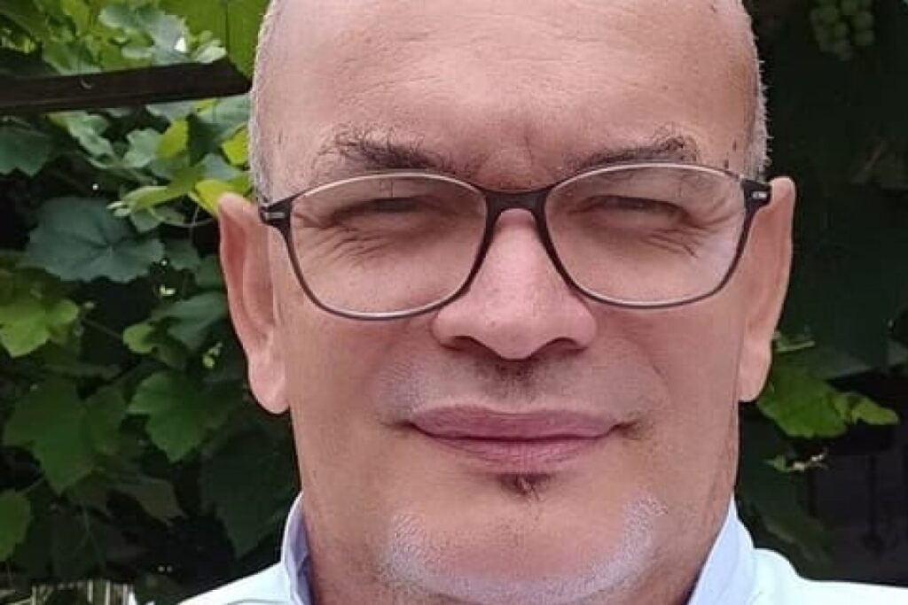 Jorge Soares Lança Livro em Salvador: Humanização ao Longo da História Jorge Soares Lança Livro em Salvador: Humanização ao Longo da História