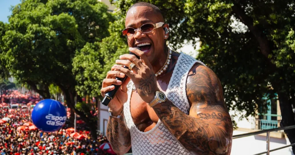 Léo Santana comanda o Bloco da Gold no Circuito Preta Gil; descubra data e horário