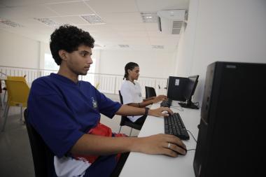 Matrículas na Rede Estadual: 500 mil Solicitações e Prazo se Estende até 20 de Janeiro