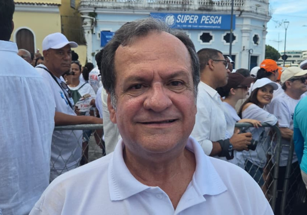 Maurício Bacelar Analisa a Influência da Festa do Bonfim no Turismo da Bahia
