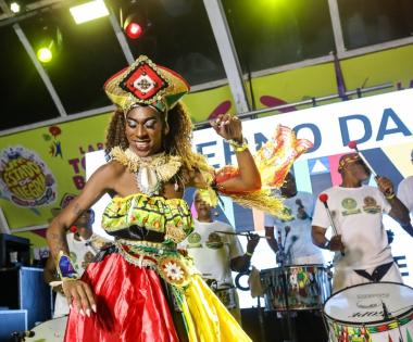 Pelourinho Recebeu Multidões em Celebração ao Samba e à Cultura Afro-Brasileira