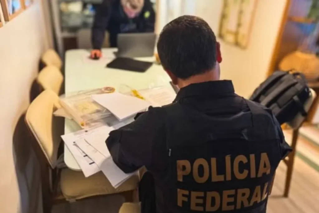 Polícia Federal Intensifica Ações contra Banco Master e Inclui Nelson Tanure na Investigação Polícia Federal Intensifica Ações contra Banco Master e Inclui Nelson Tanure na Investigação