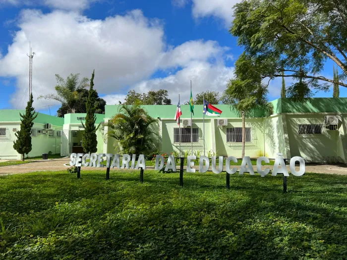 Processo de Matrículas e Iniciativas Educacionais para 2026 em Vitória da Conquista