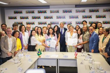 Professoras Adriana Marmori e Dayse Lago assumem Reitoria da UNEB para o período 2026-2029