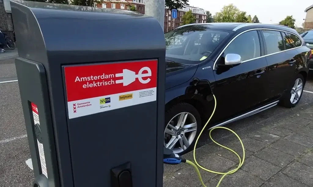 Projeto de Lei na Bahia Facilita Recarga de Carros Elétricos em Garagens de Condomínios