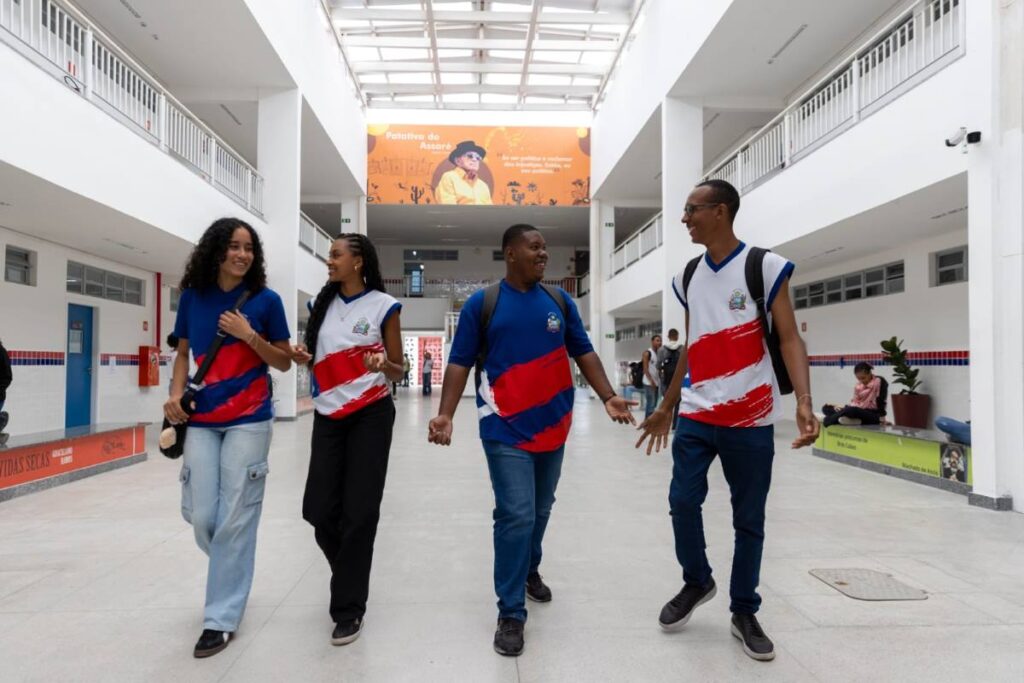 Projeto Voltaê! da SEC: Uma Nova Iniciativa para Combater a Evasão Escolar na Bahia