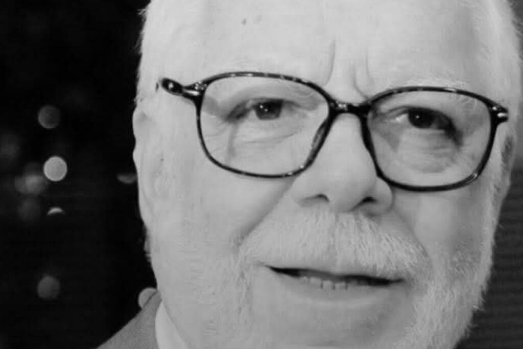 Record Lamenta o Falecimento do Brilhante Autor Manoel Carlos