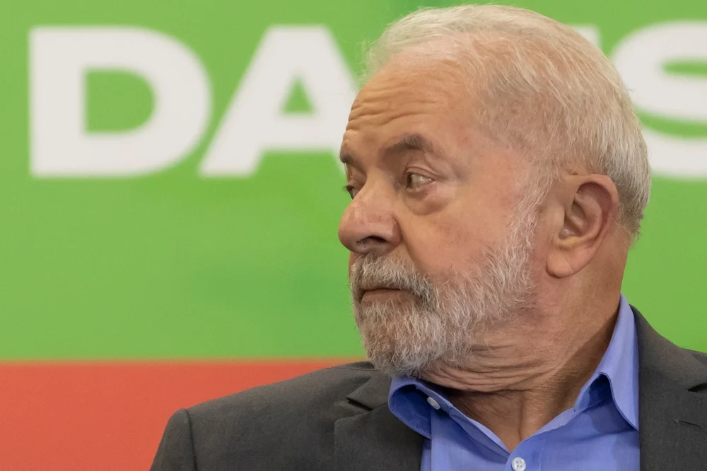Relatórios Revelam Crises na Política Fiscal de Lula: Sustentabilidade em Xeque