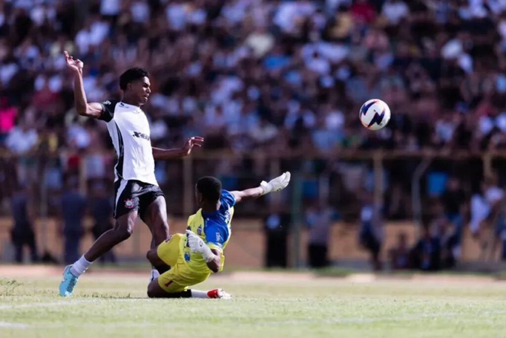 Resultados da Copinha: Corinthians, Vasco, Bahia e Cruzeiro Brilham em Campo