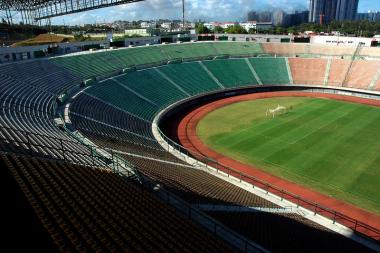 SUDESB Esclarece Situação do Estádio Pituaçu e Trabalhos para Regularização