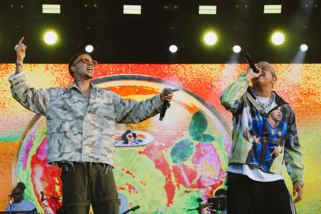 Teto e Wiu: O Trap Nordestino Brilha no Festival de Verão 2026 Teto e Wiu: O Trap Nordestino Brilha no Festival de Verão 2026