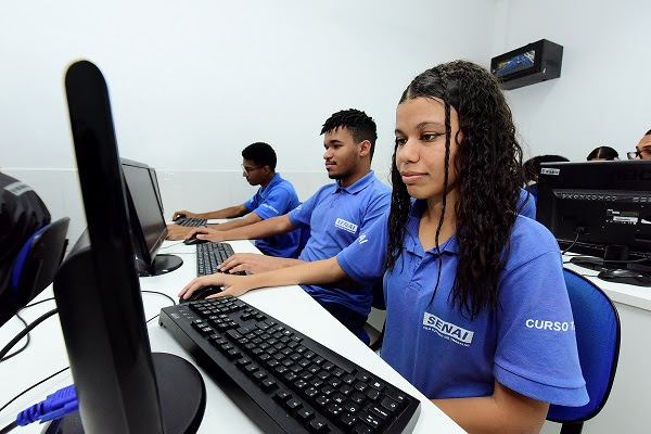 Últimos Dias para Inscrição em 1.100 Bolsas Gratuitas de Cursos Técnicos do SENAI na Bahia