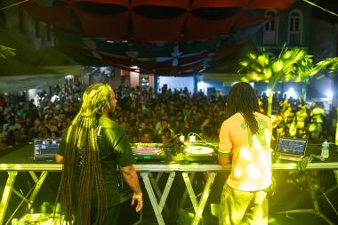 Verão no Pelô: Sábado (10) Animado com Reggae, Afrobeat e Samba