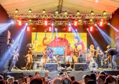 Verão no Pelô: Teatro e Música Celebram a Cultura Baiana com Espetáculos Imperdíveis