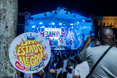 Verão no Pelourinho: Comerciantes Celebram Aumento nas Vendas com Programação Cultural
