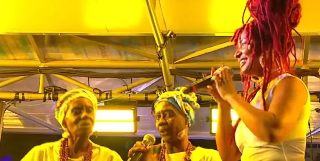 Abertura do Carnaval de Salvador 2026: Show 'A Rota do Samba' Encanta o Público