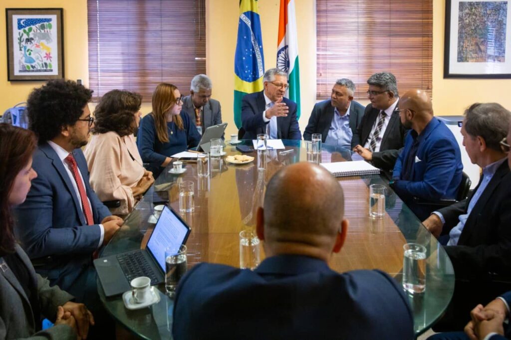 Acordo entre Bahia e Índia: Produção de Medicamentos Contra o Câncer no Brasil