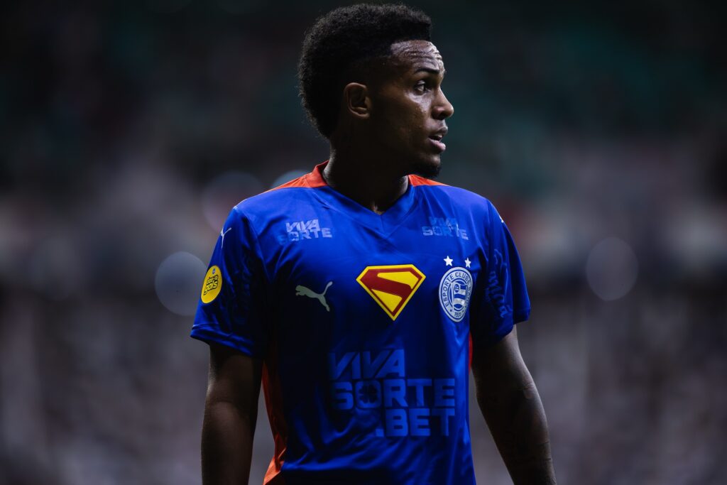 Bahia Anuncia Empréstimo de Kayky ao Internacional: Atrasos e Mudanças