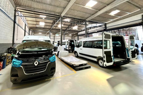 Bahia Destaca-se na Produção de Ambulâncias: 250 Empregos e 400 Veículos do Samu