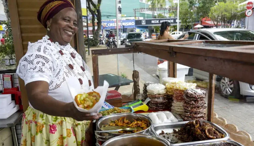 Baianas de Acarajé: Patrimônio Cultural e Economia Verde na Bahia Baianas de Acarajé: Patrimônio Cultural e Economia Verde na Bahia