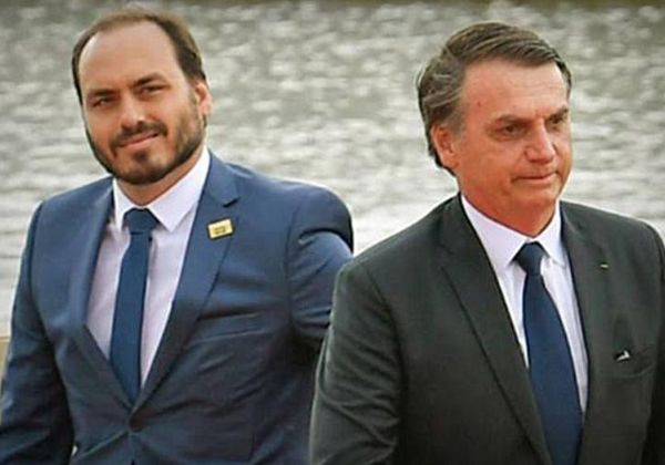 Bolsonaro Elabora Lista de Pré-Candidatos Mesmo Após Prisão Bolsonaro Elabora Lista de Pré-Candidatos Mesmo Após Prisão