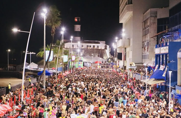Carnaval da Bahia 2026: Recorde de 3,8 milhões de Turistas e R$ 8,1 Bilhões em Receita