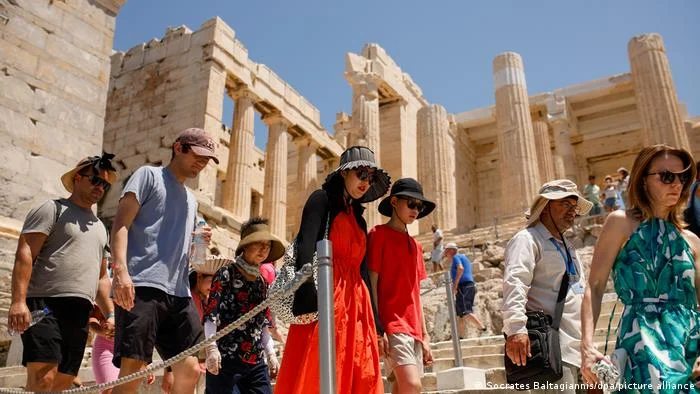 Como Viajar de Forma Responsável em Tempos de Turismo de Massa