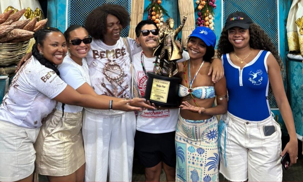 Da Pesquisa Acadêmica ao Carnaval: A Professora Baiana e o Bembé do Mercado