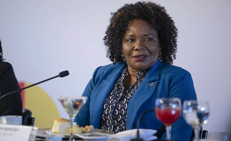 Deputado Nikolas Ferreira Anuncia Investigação contra Ministra da Cultura